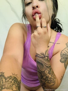 Show me your cock if you poil me i m gonna rate it and being really