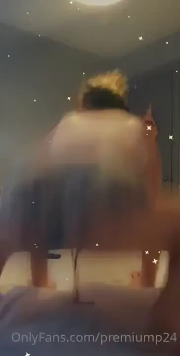 Baby come shake it shake it now let me watch you flip that back 