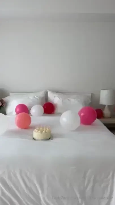 I took some extra special birthday content this week and i m so 