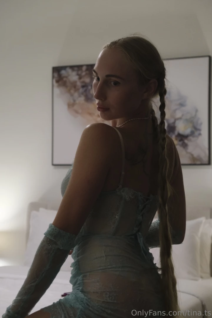 Happy birthday emilia tt nbsp you deserve all the best https onlyfans 
