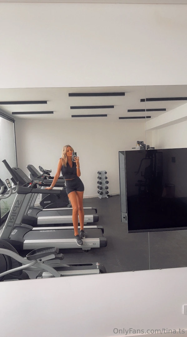 I love hitting the gym during the christmas holidays it s so dead in 