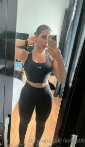 Veryyy sweaty workout today in this uk heat is it hot where you are