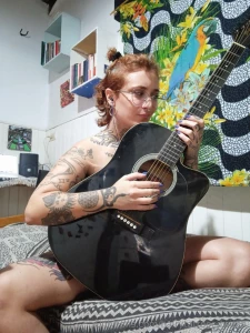 Yesterday i started feeling naughty during my late study night