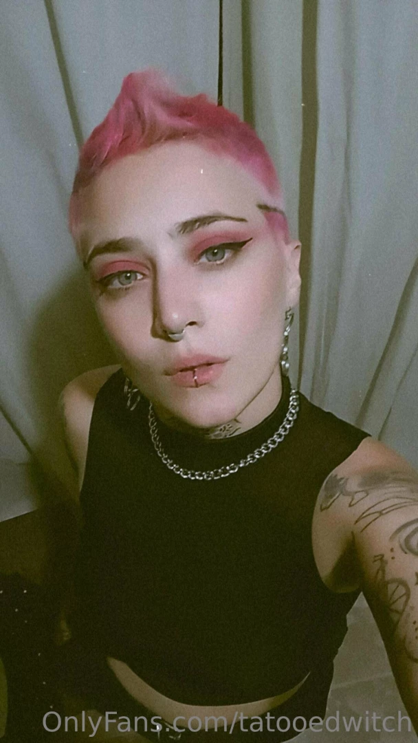 Tbt gettin ready for another night out i really miss that hair u like 