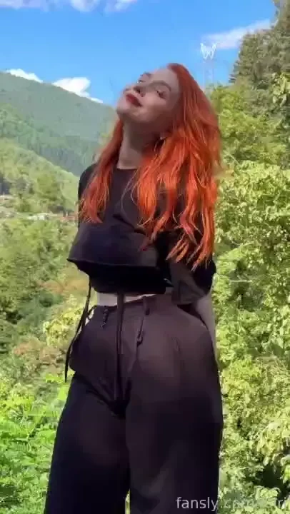 I miss summer and trips to the mountains without a down jacket ahaha 