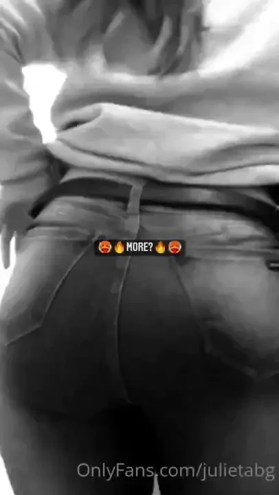 Panties go md babyyy i show you what i have for you to have fun i love 