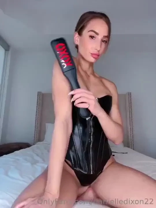 Bdsm first fan to tip 100 gets a sexting session with videos being 