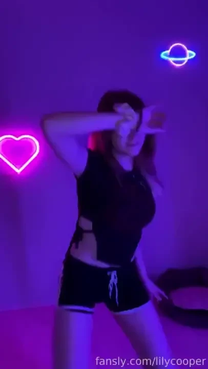 Smash or pass fyp petite teen pale cute dance 