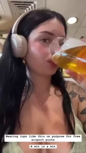 Hot top in airport vibes part 1