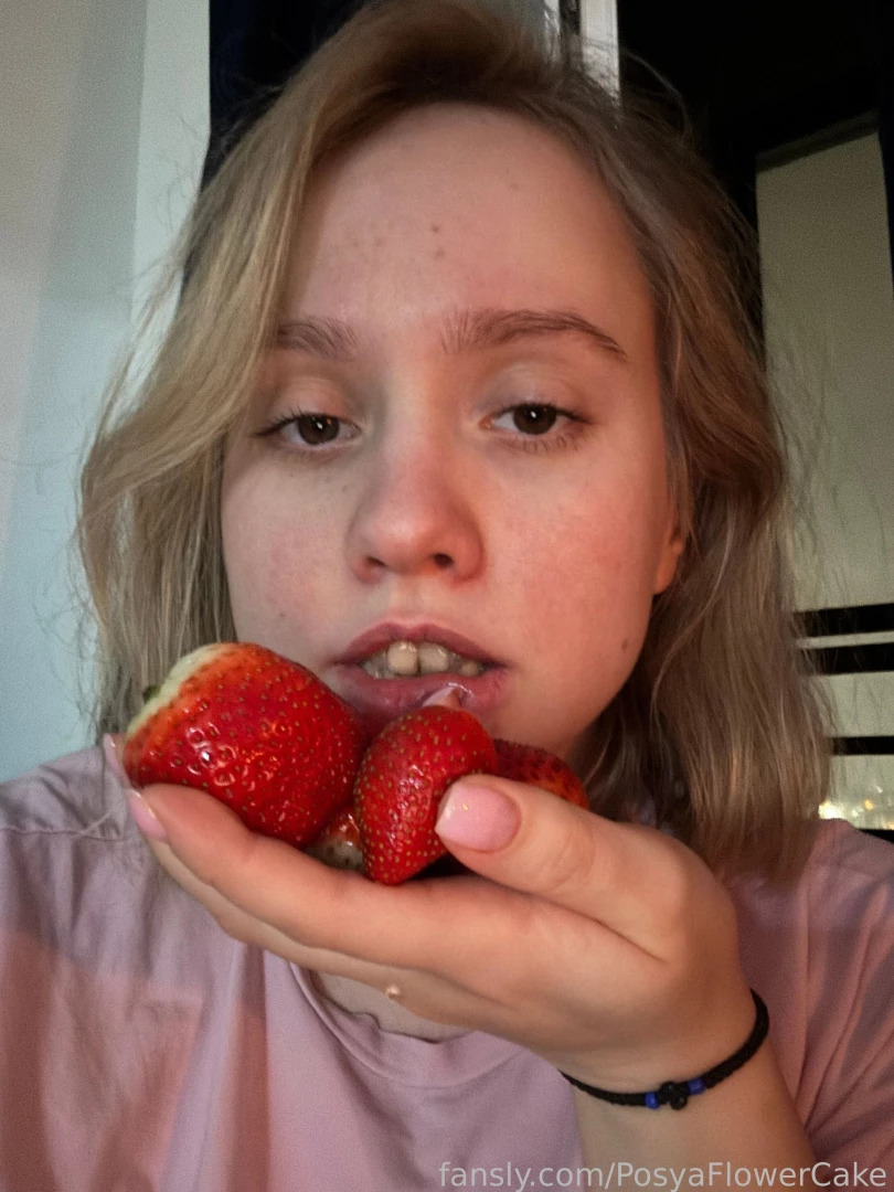 Just enjoying some delicious strawberries i think this might be my new 