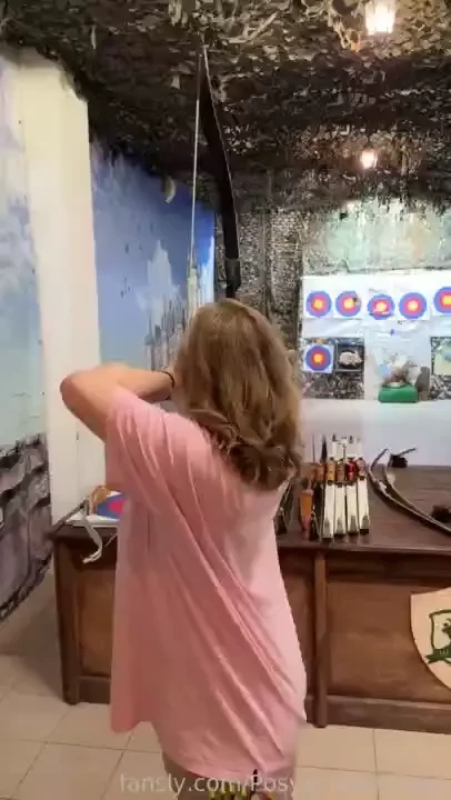 Today i tryed archery the first time and i was amaaazing i love doing part 1 
