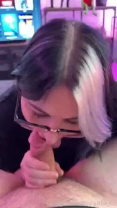 Another day another blowjob i think i m getting addicted to sucking