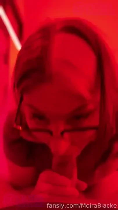 I promise a date with me is worth it i ll suck and worship your cock 