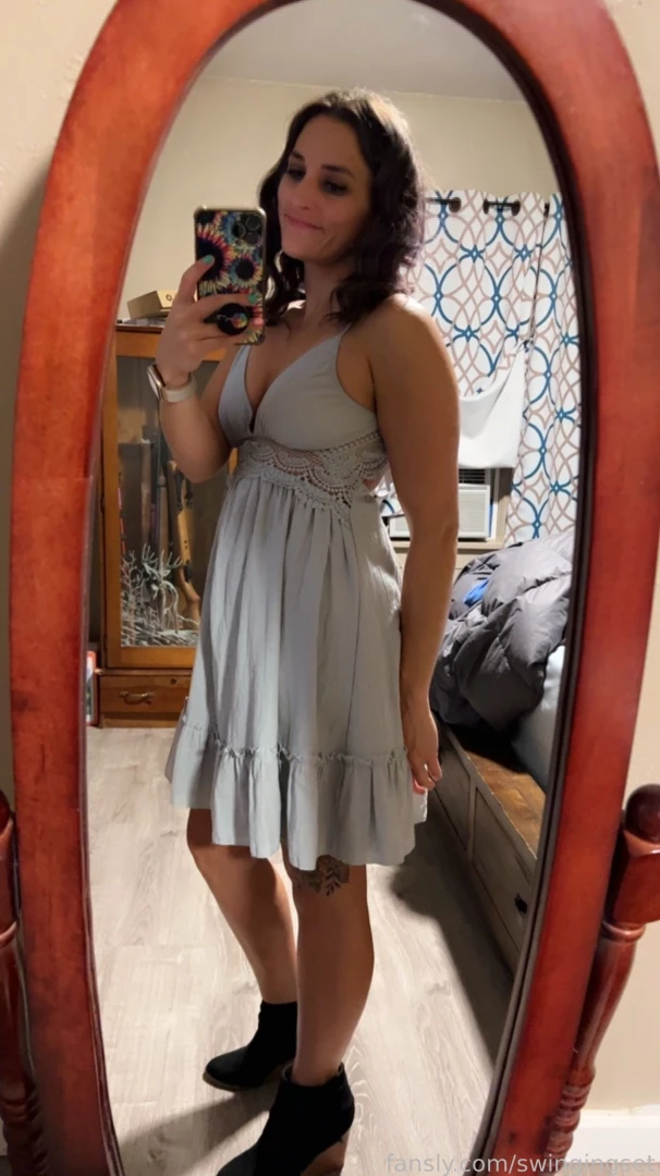 Yay its friday this is my date night dress tonight whose floor is 