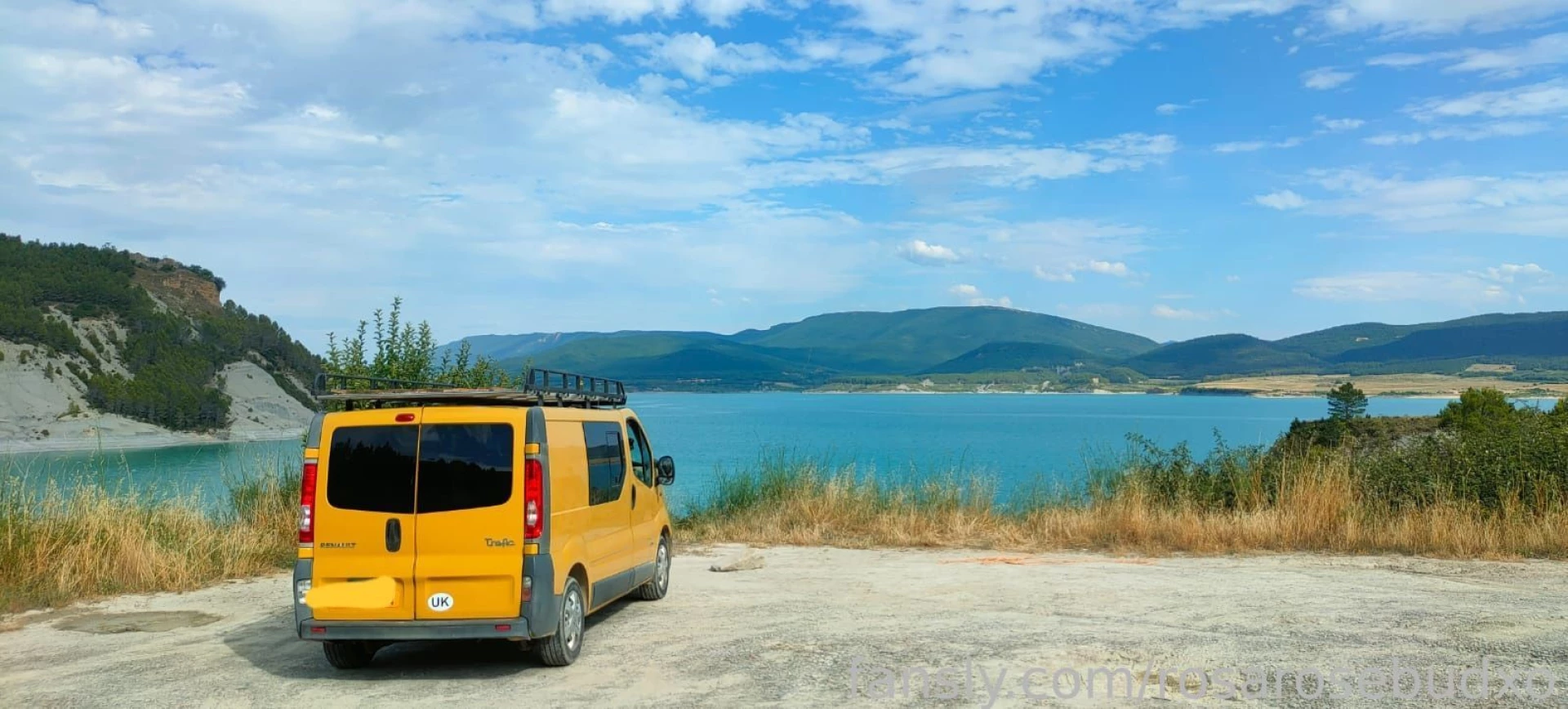 Some very very sfw pictures of my trip to spain in my little yellow part 1 