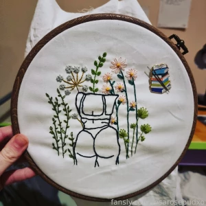What do you like to embroider why gorgeous bottoms of course a perfect
