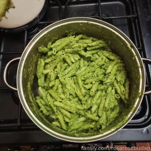 The foraging diaries wild garlic grows in abundance round areas near