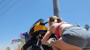 Washing daddys bike