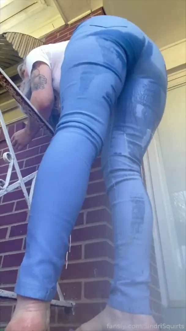 Just enjoying some watermelon while peeing my pants time to peel those 