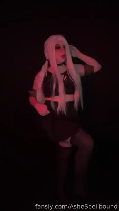 Dancing to sensitive by mothica dancing dance goth gothgirl 