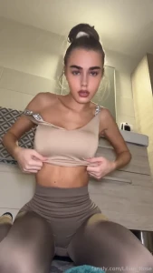 I would like to be slapped on the buttocks fyp petite squirt teen anal