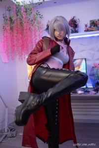 The kick is goofy but i love it and yes that s my own hand print on my part 1