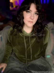 Happy friday slipped out of my velour and wanted to have some wet fun