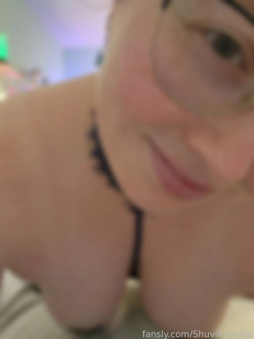 Trying some new positions gt lt what do yall think ehe 