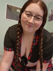 Do you like a girl in uniform gt