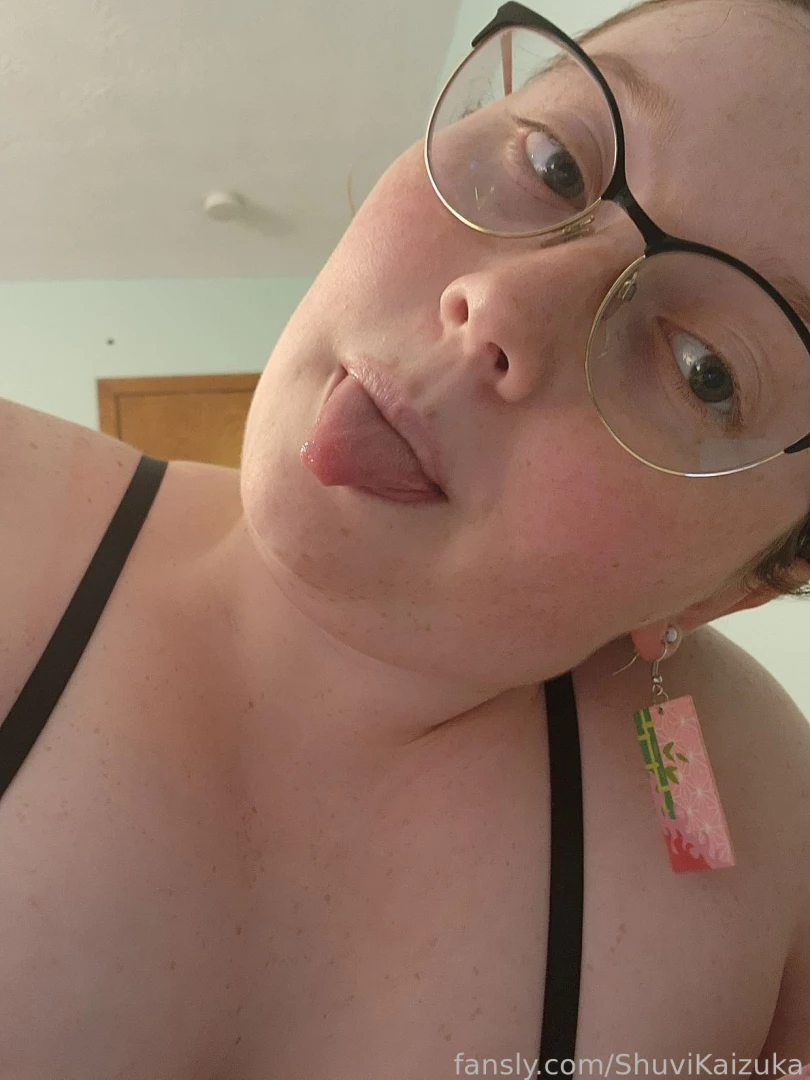 Some new emotes sketches and pet pics lt 3 part 10 