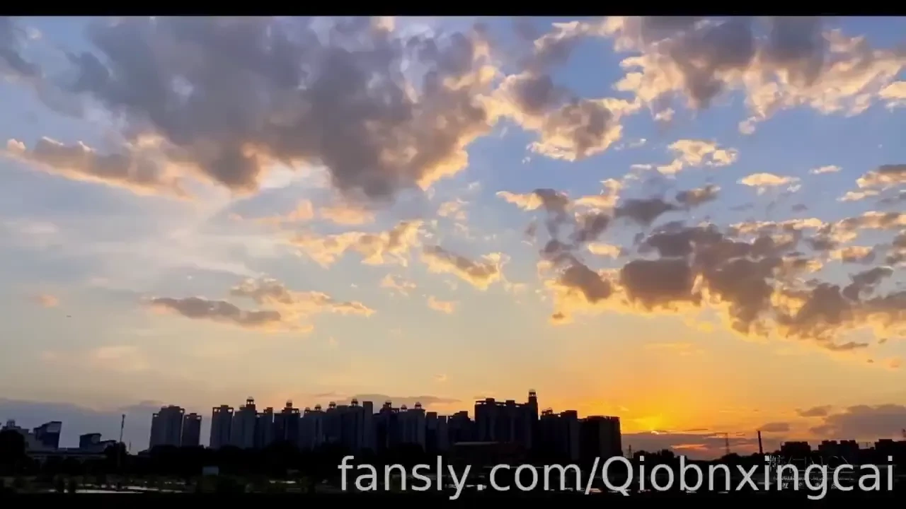 The supplier came to press for payment again but the store had no 