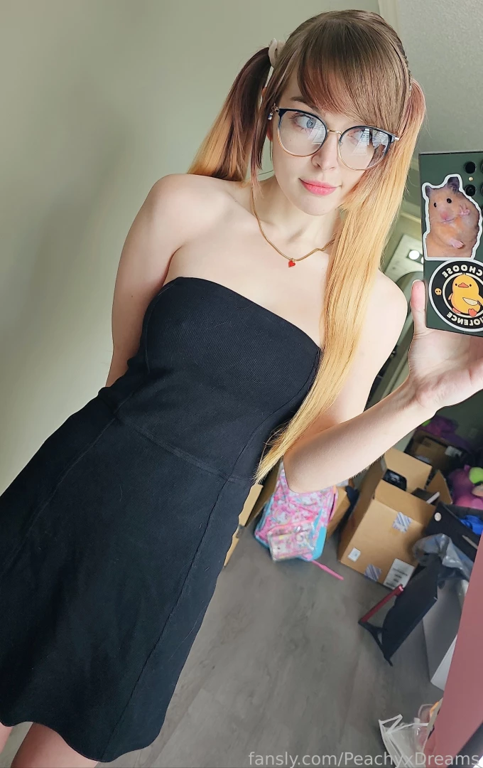 First few pics in my new place fyp fansly boobs tits bigboobs nude part 6 