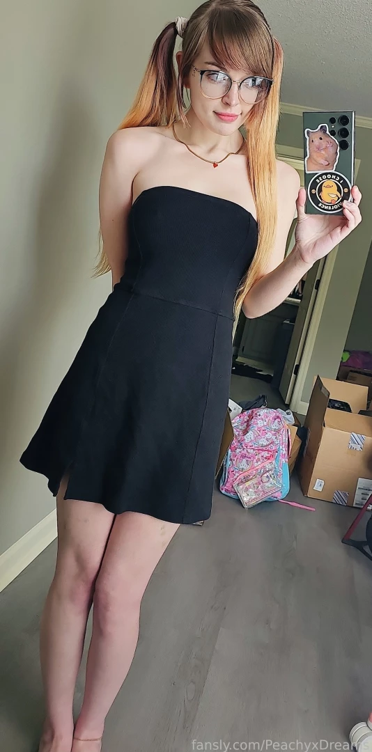 First few pics in my new place fyp fansly boobs tits bigboobs nude part 4 