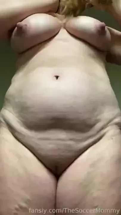 Milf mommy bigtits bigboobs hugetits hugeboobs curvy fatpussy blonde 