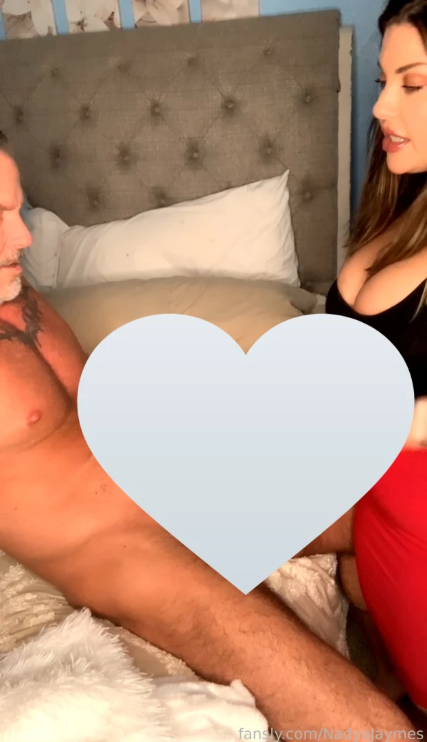 Sympathy handjob for hubby watch me reluctantly give hubby a handjob 