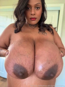 Pregnancy looks so good on me part 2