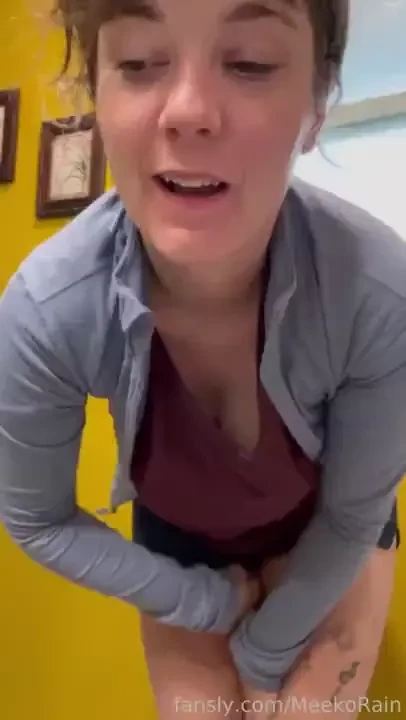 Getting my morning stretches in stretched hairypussy gape fantasy 