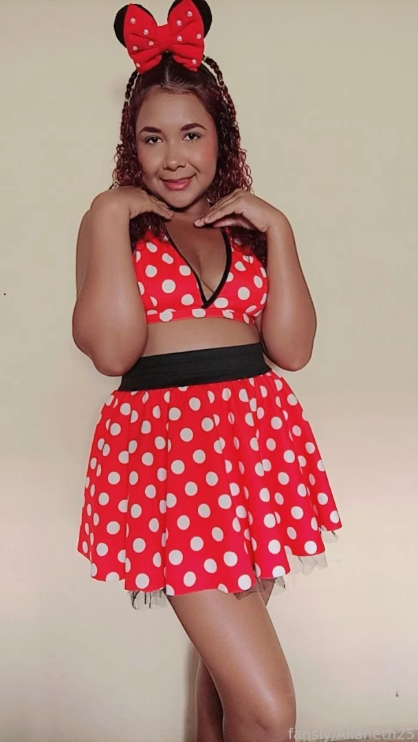 Hi baby do you subscribe i ll wait for you 
