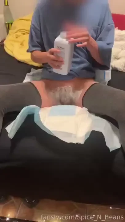 As promised here s me putting on a real diaper for the first time gt part 4 