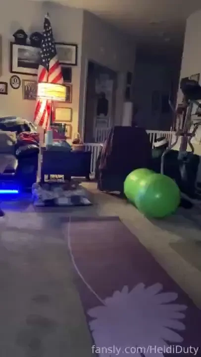 Heididutytime heidihaus yorkieyoga birthasanas ninasimone liberia 