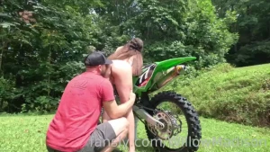 Neighbor licked my pussy it felt so good i didn t want it to stop fyp