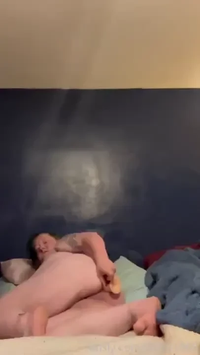 Watch me punish myself prolapse anal slapping exercise dildo gape part 1 