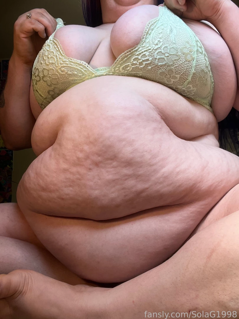 Photo dump of my newest content ass booty bbw tits 