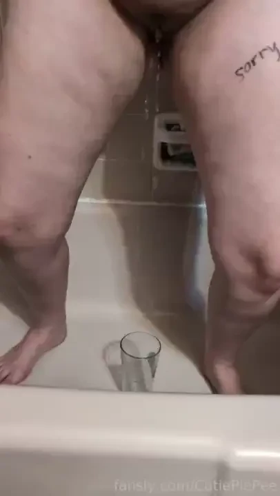 I tried to make it in the cup a new fun game i love to pee pee vessel 