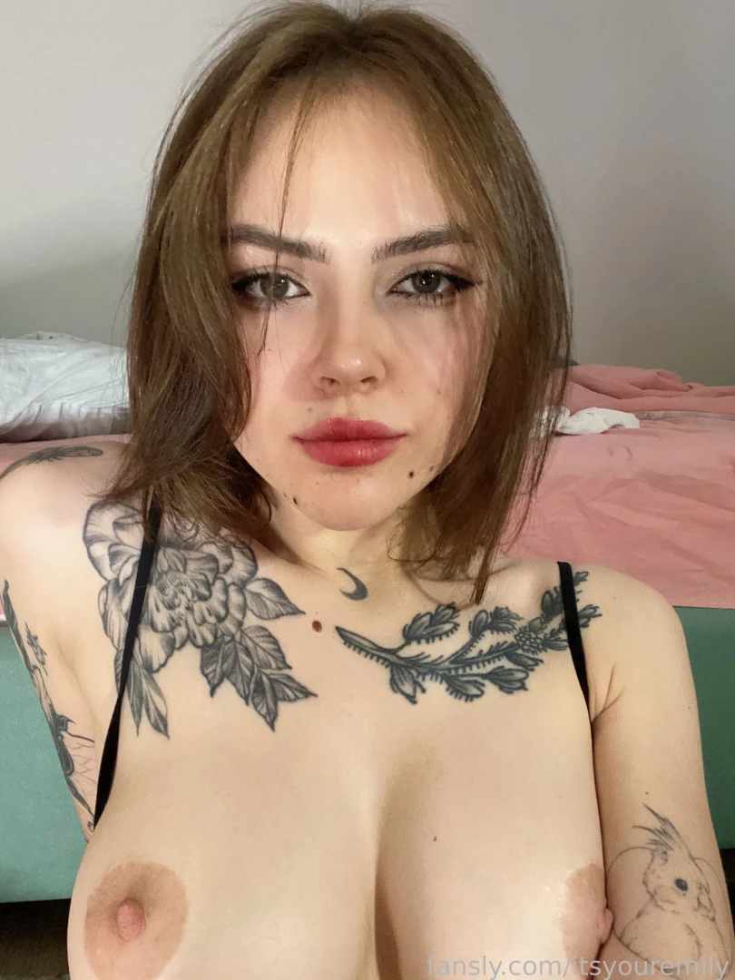 Gooood morning tits boobs titties bigboobs tattoo tattooedgirl ink 