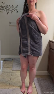 Nude naked boobs tits pierced pussy brunette curvy milf 30s wife