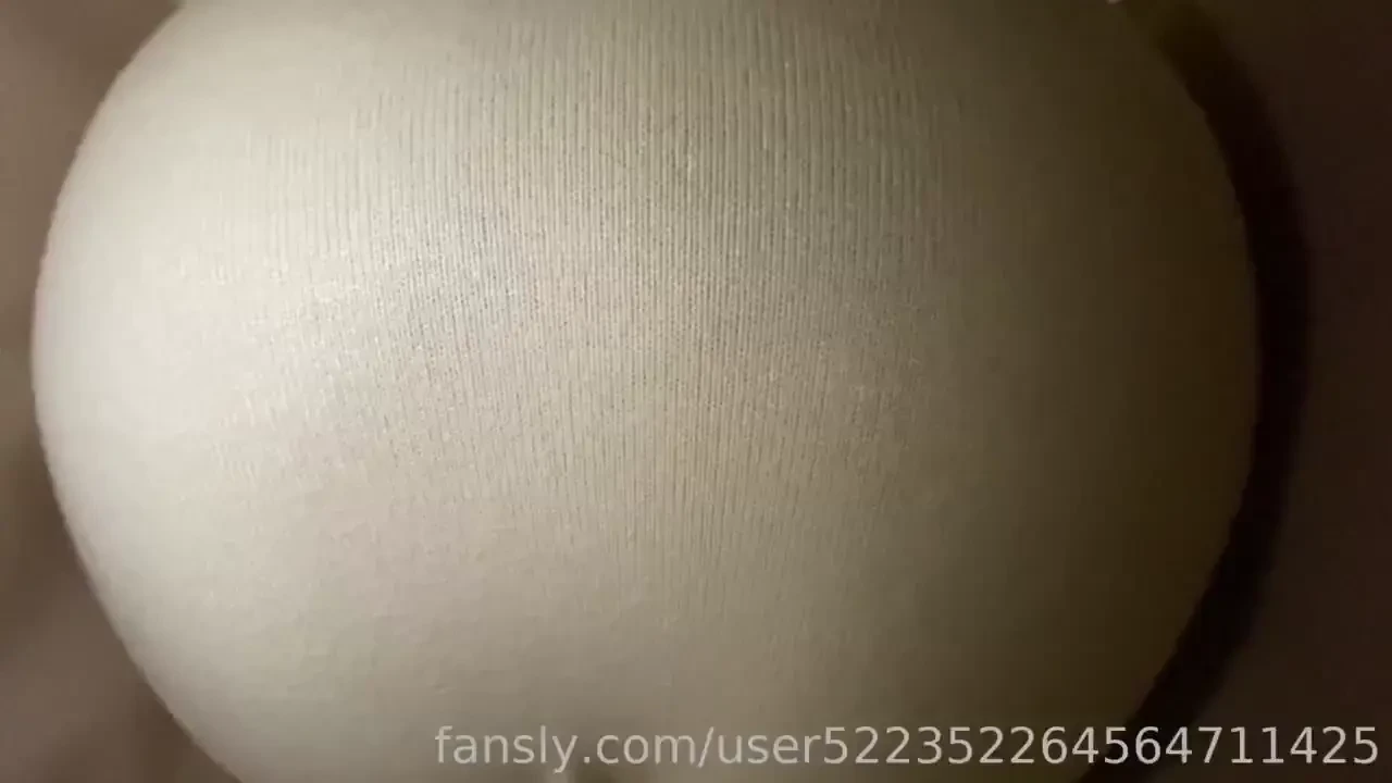 Happy new year here s my first fart of the new year i wish you all the 