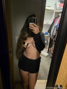 Good morning happy thirsty thursday hotbusymomma boobs tits brunette