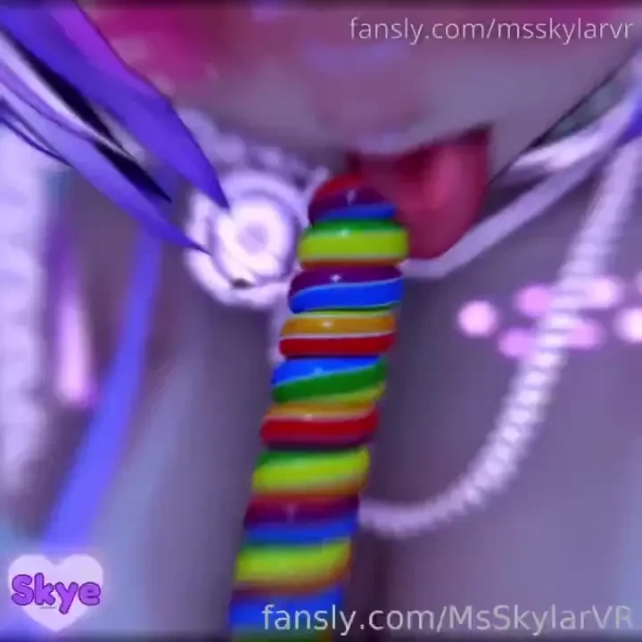 Tasty candy i wonder if you have something i can lick 