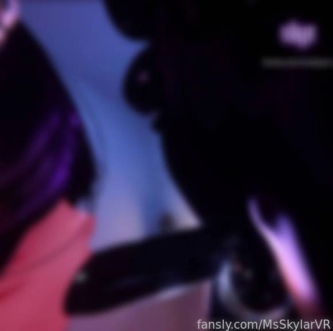 All i can think about is sucking cock -- gt https fansly com post 